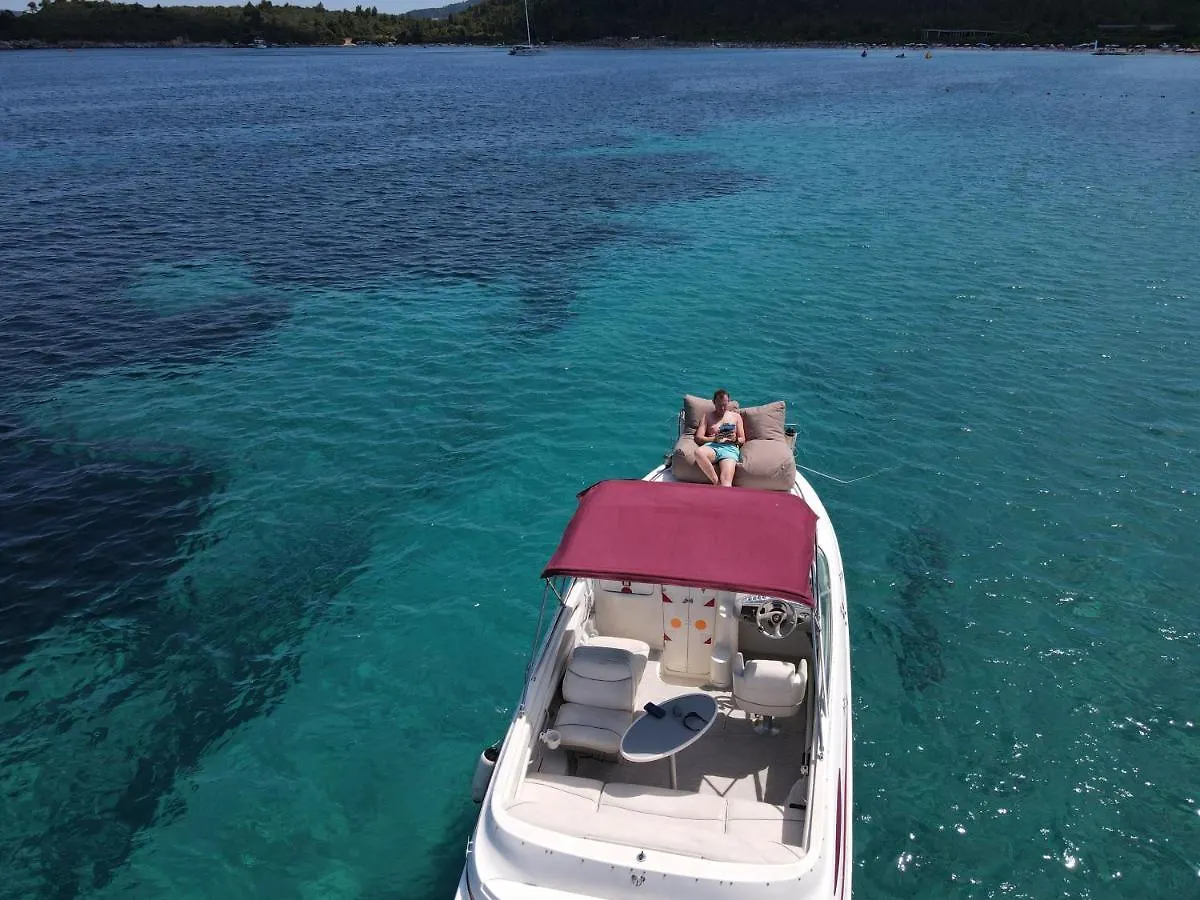 Botel White Eagle Cruises Hotel Pefkochori